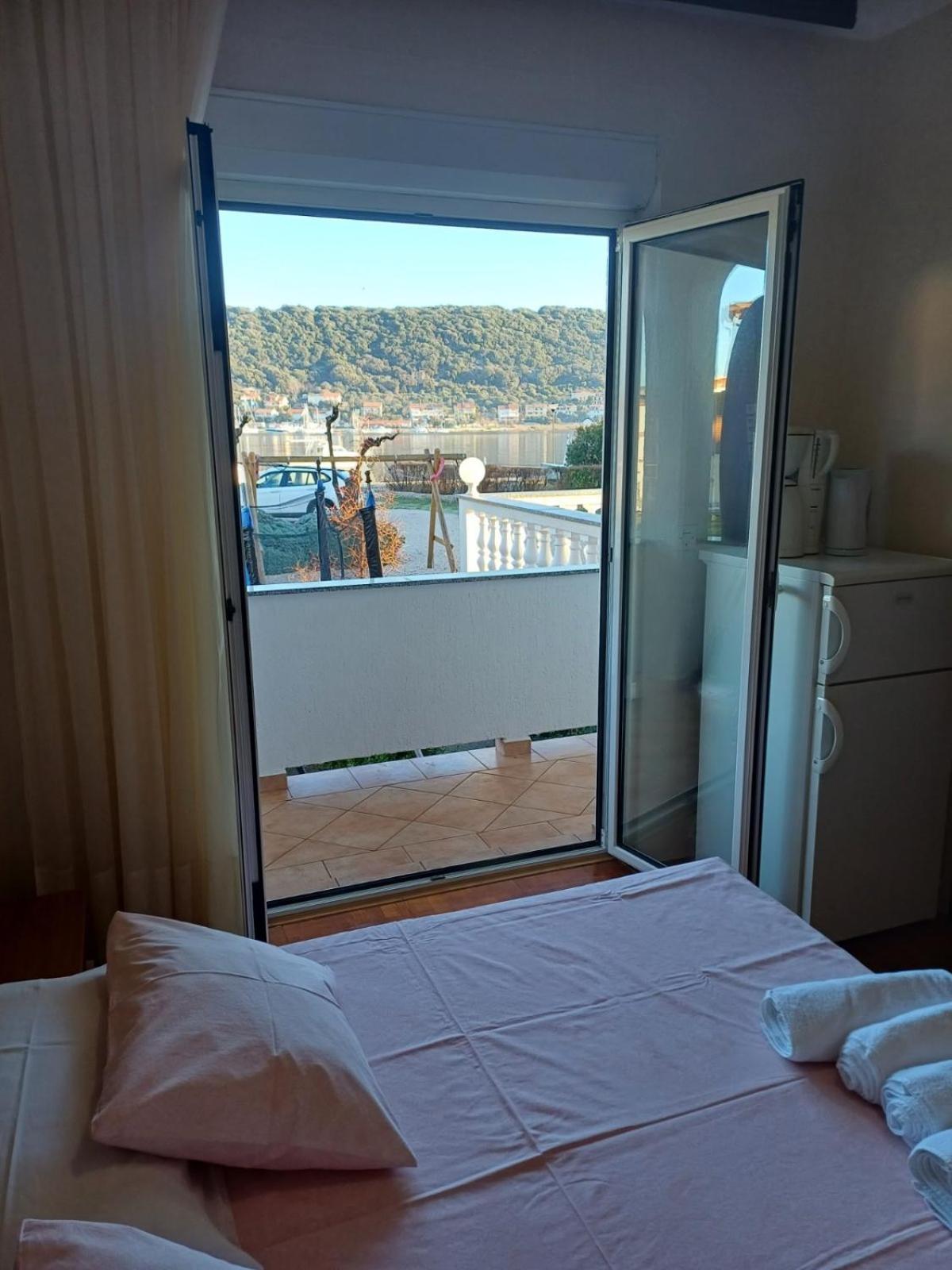 Ferienwohnung Tomulic Jasna I Miljenko Supetarska Draga Exterior foto