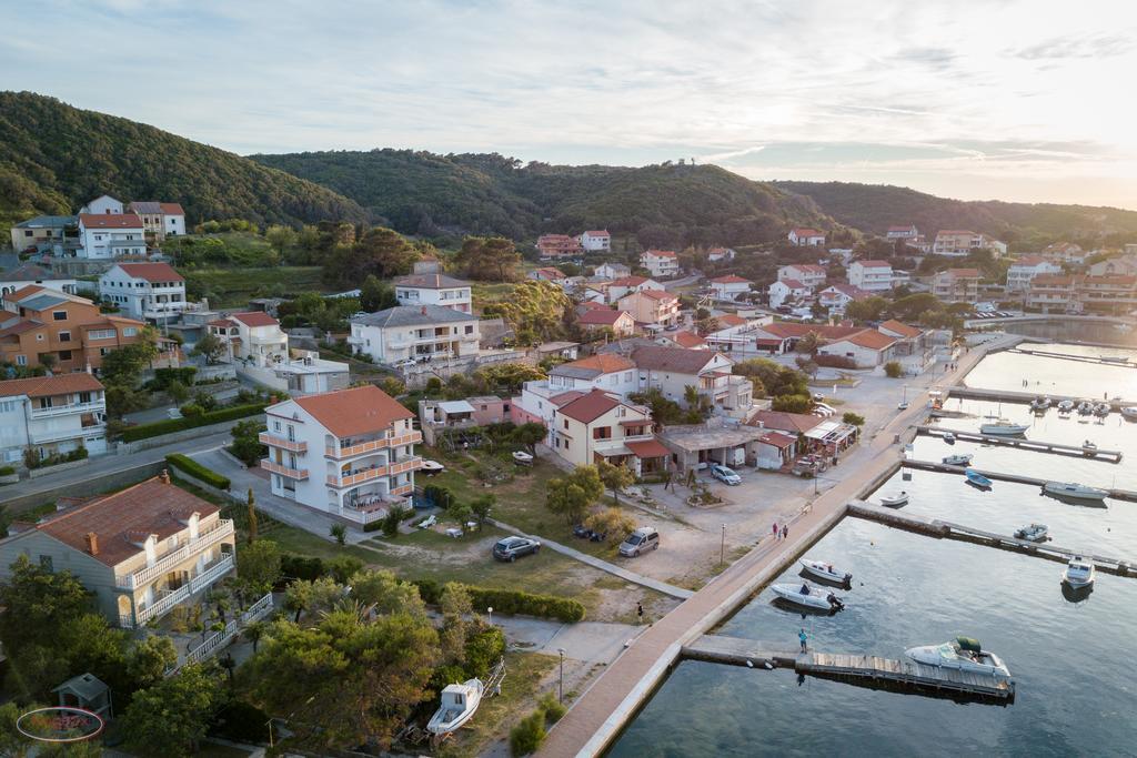 Ferienwohnung Tomulic Jasna I Miljenko Supetarska Draga Exterior foto