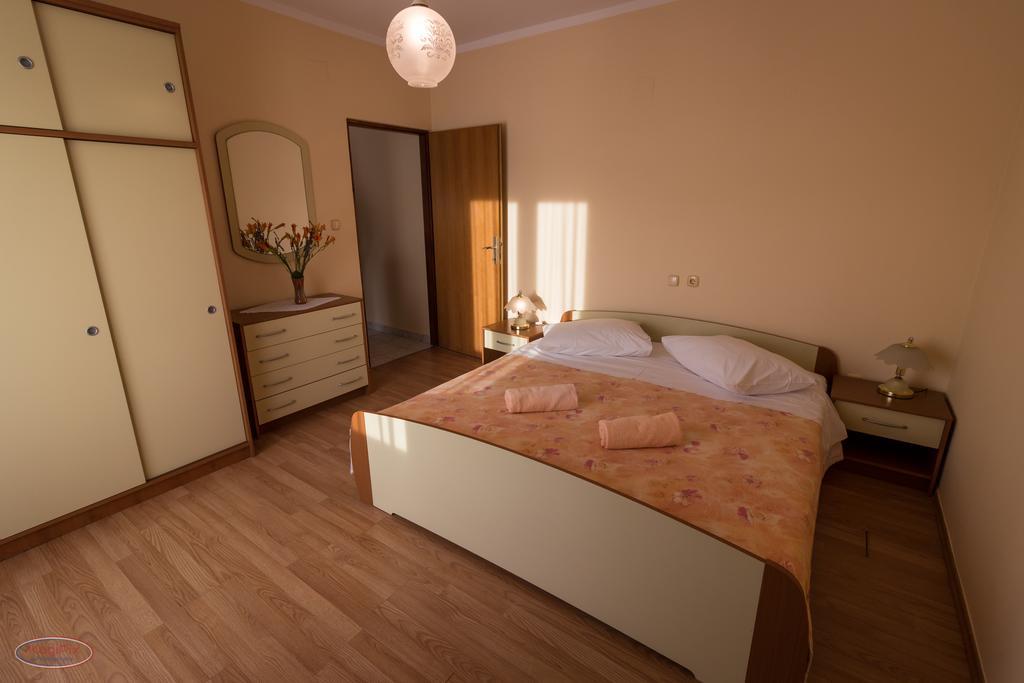 Ferienwohnung Tomulic Jasna I Miljenko Supetarska Draga Exterior foto